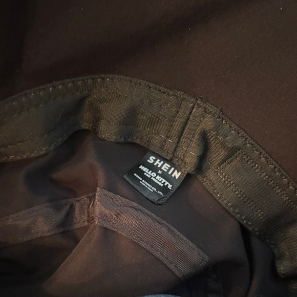 SHEIN Black Bucket Hat with Hello Kitty Detail - Picture 2 of 4